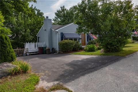 45 Cherry Hill Ave, Woonsocket, RI 02895 photo 3