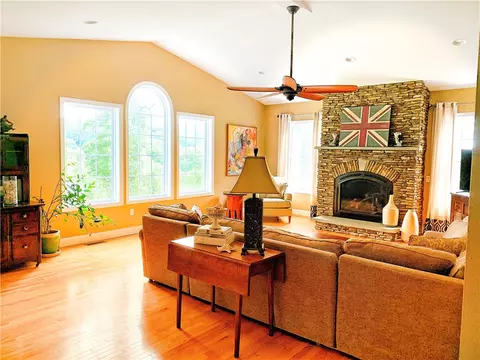 6 Pine Ter, Westerly, RI 02891 photo 10