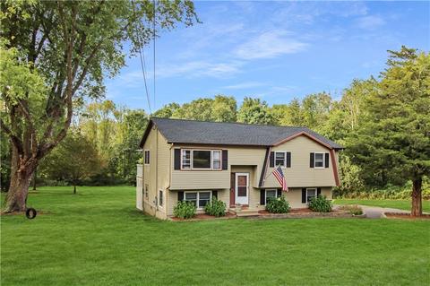4 Moriah Dr, Westerly, RI 02891 photo 1