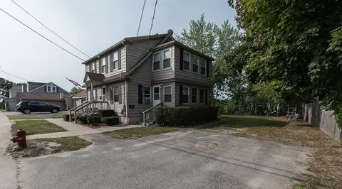 2375 Mendon Rd, Woonsocket, RI 02895 photo 3