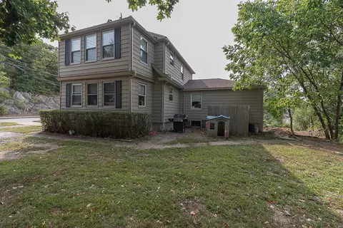 2375 Mendon Rd, Woonsocket, RI 02895 photo 16