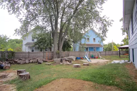 160 Asylum St, Woonsocket, RI 02895 photo 21