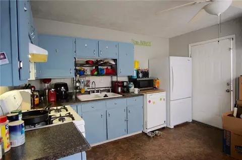 160 Asylum St, Woonsocket, RI 02895 photo 16