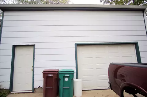 160 Asylum St, Woonsocket, RI 02895 photo 24