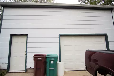 160 Asylum St, Woonsocket, RI 02895 photo 23