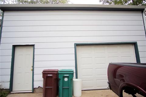 160 Asylum St, Woonsocket, RI 02895 photo 24