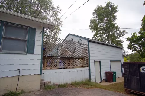 160 Asylum St, Woonsocket, RI 02895 photo 3