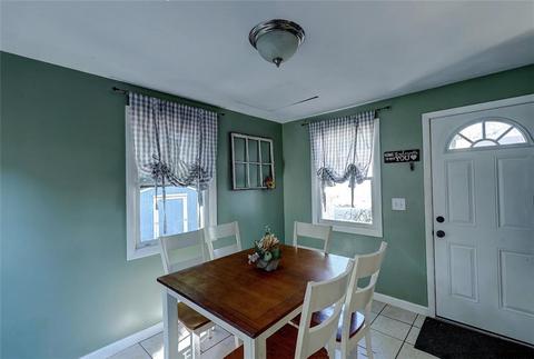 34 Greylawn Ave, Warwick, RI 02889 photo 21