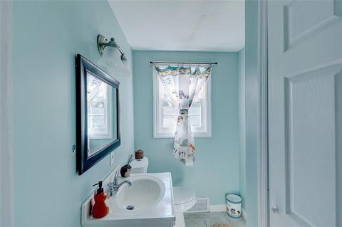 34 Greylawn Ave, Warwick, RI 02889 photo 34