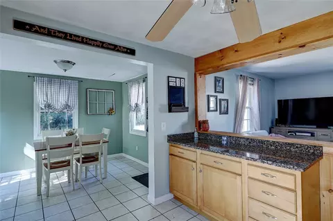 34 Greylawn Ave, Warwick, RI 02889 photo 12
