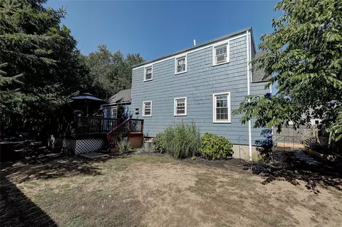 34 Greylawn Ave, Warwick, RI 02889 photo 39