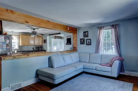 34 Greylawn Ave, Warwick, RI 02889 photo 7