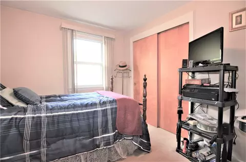 77 Wayne St, Warwick, RI 02889 photo 18