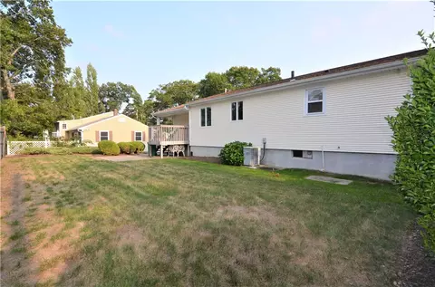 77 Wayne St, Warwick, RI 02889 photo 22