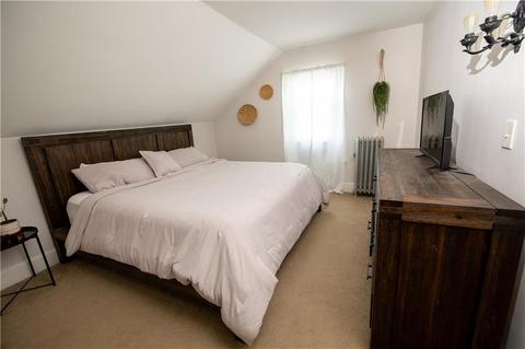 238 Killingly St, Providence, RI 02909 photo 22