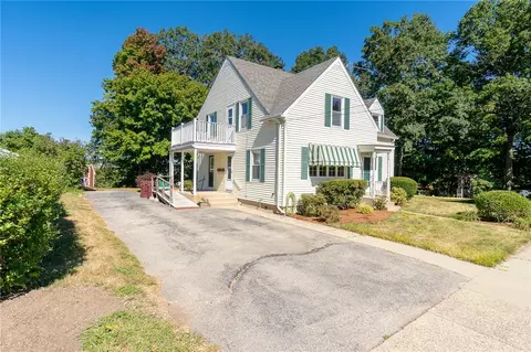 128 Park Pl, Woonsocket, RI 02895 photo 1