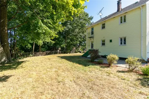 128 Park Pl, Woonsocket, RI 02895 photo 12