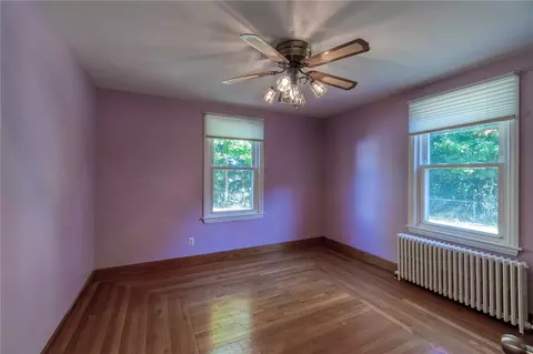 128 Park Pl, Woonsocket, RI 02895 photo 5