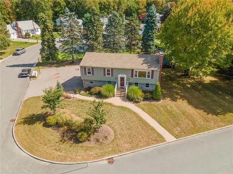 56 Ray Ave, Woonsocket, RI 02895 photo 1