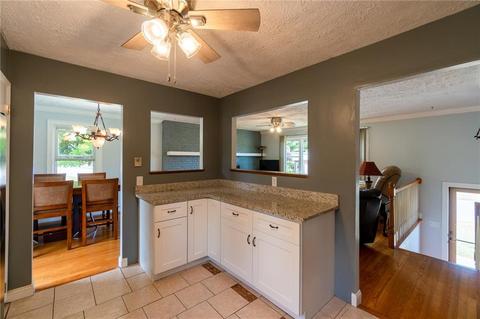 56 Ray Ave, Woonsocket, RI 02895 photo 4