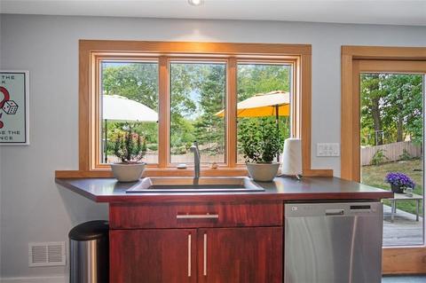 72 Clara Ave, Warwick, RI 02889 photo 14