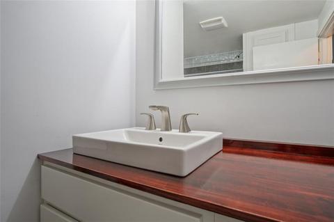 72 Clara Ave, Warwick, RI 02889 photo 25