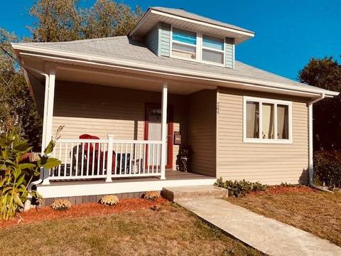 289 9th Ave, Woonsocket, RI 02895 photo 1