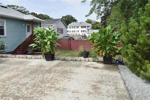 289 9th Ave, Woonsocket, RI 02895 photo 27