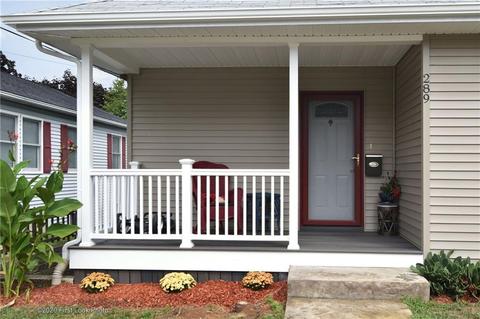 289 9th Ave, Woonsocket, RI 02895 photo 2