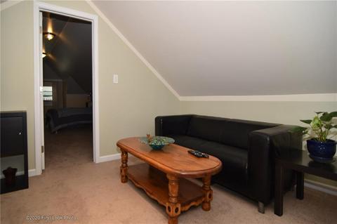 289 9th Ave, Woonsocket, RI 02895 photo 23