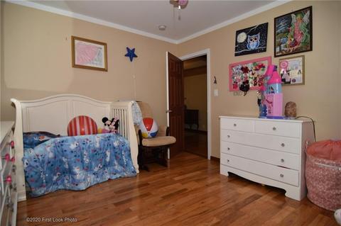 289 9th Ave, Woonsocket, RI 02895 photo 24