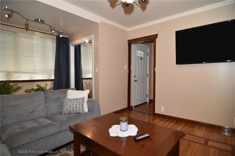289 9th Ave, Woonsocket, RI 02895 photo 15
