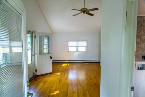 42 Becker St, Warwick, RI 02886 photo 8