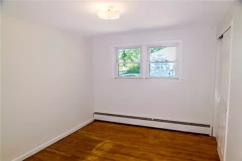 42 Becker St, Warwick, RI 02886 photo 13