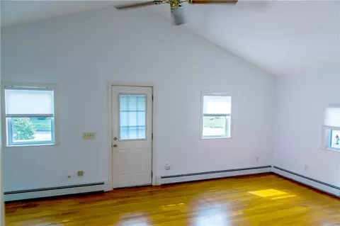 42 Becker St, Warwick, RI 02886 photo 6