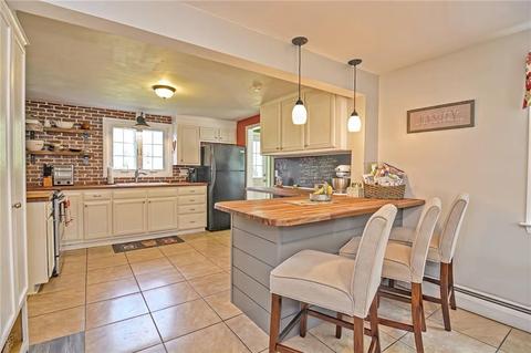 10 Laurel Ln, Warren, RI 02885 photo 10