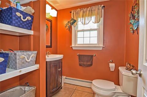 10 Laurel Ln, Warren, RI 02885 photo 16