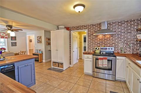 10 Laurel Ln, Warren, RI 02885 photo 13