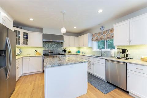 13 Gounod Rd, Westerly, RI 02891 photo 4