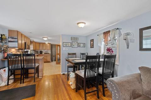 108 Darrow Dr, Warwick, RI 02886 photo 5