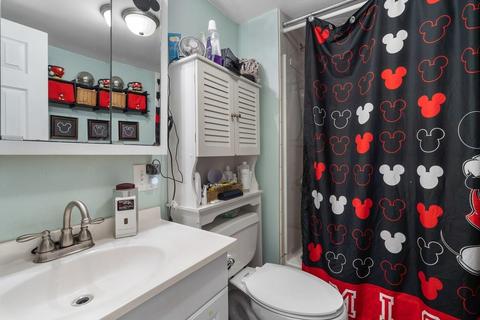 108 Darrow Dr, Warwick, RI 02886 photo 11