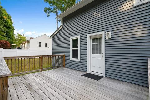 557 Coe St, Woonsocket, RI 02895 photo 23