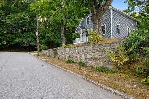 557 Coe St, Woonsocket, RI 02895 photo 28