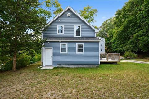 557 Coe St, Woonsocket, RI 02895 photo 22