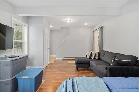 557 Coe St, Woonsocket, RI 02895 photo 4
