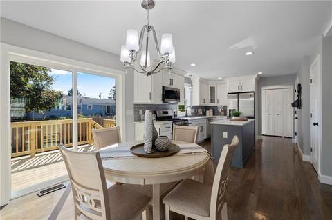 22 Waldron Ave, Warwick, RI 02888 photo 12
