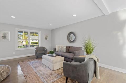 22 Waldron Ave, Warwick, RI 02888 photo 14