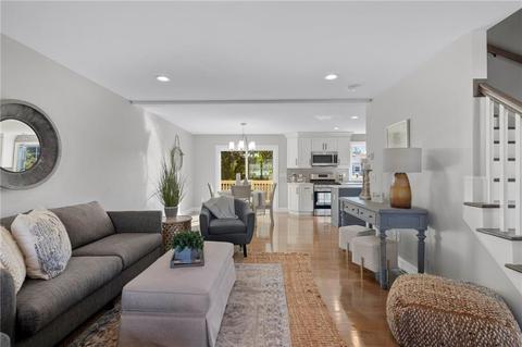 22 Waldron Ave, Warwick, RI 02888 photo 8