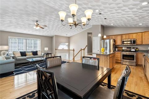 146 E Shore Dr, Coventry, RI 02816 photo 10