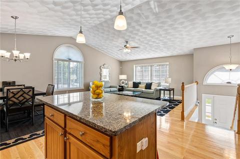 146 E Shore Dr, Coventry, RI 02816 photo 11